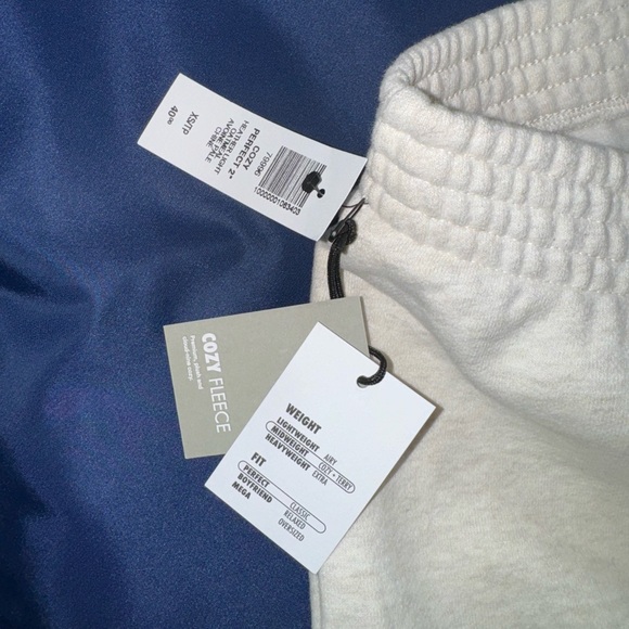 TNA “ cozy perfect 2” “ short XS - Picture 5 of 7